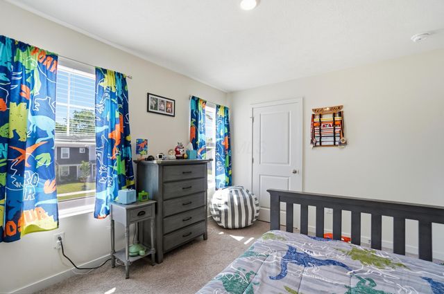 2177 Pentress Drive, Grove City, OH 43123