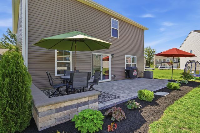 2177 Pentress Drive, Grove City, OH 43123
