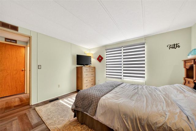 5419 GOLDEN GATE BOULEVARD, Polk City, FL 33868