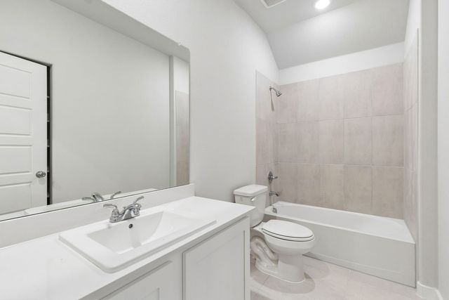 469 Hocking Hills Drive, Waxahachie, TX 75165