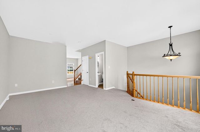 2461 ROLLING PLAINS DR, Herndon, VA 20171