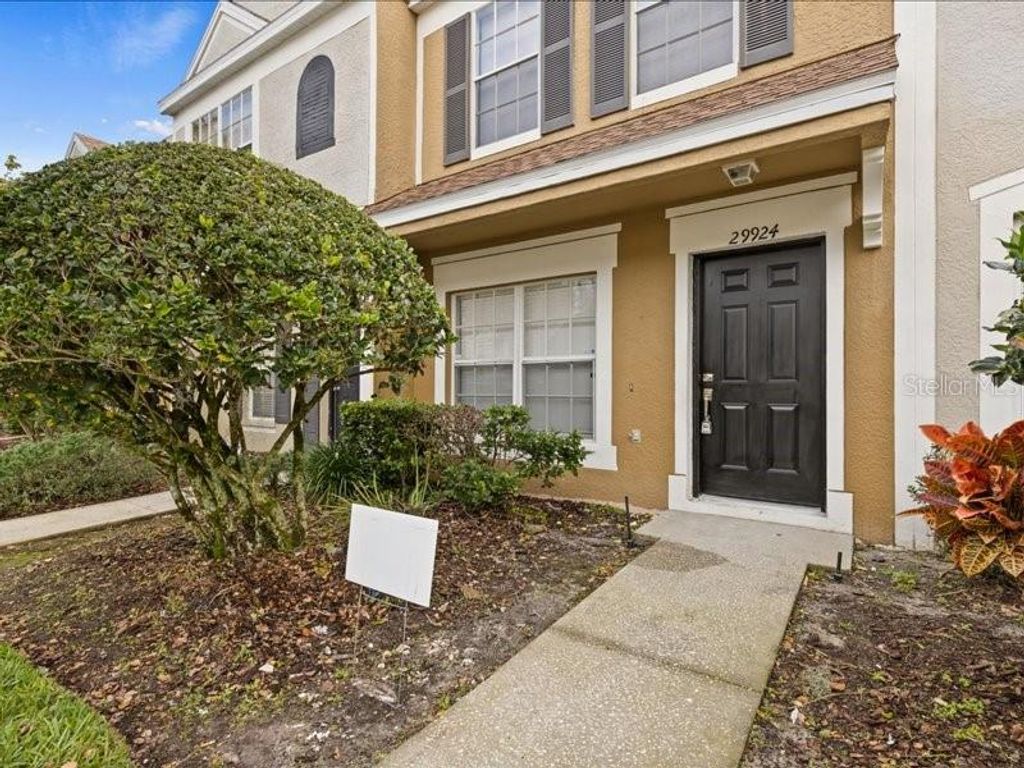 29924 PLAYA DEL REY LANE, Wesley Chapel, FL 33543