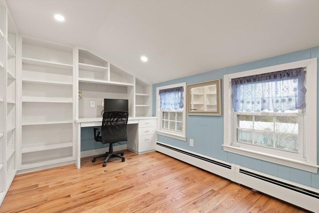 44 Hillview Ave, Holbrook, MA 02343