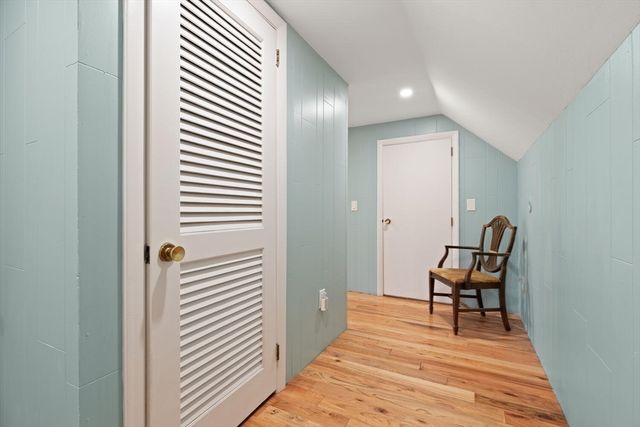 44 Hillview Ave, Holbrook, MA 02343