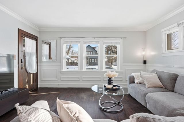 3719 Oliver Avenue N, Minneapolis, MN 55412