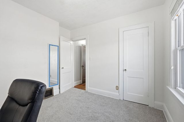 3719 Oliver Avenue N, Minneapolis, MN 55412