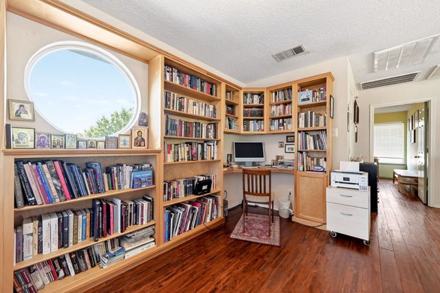 2105 Pritchard Drive, Grapevine, TX 76051