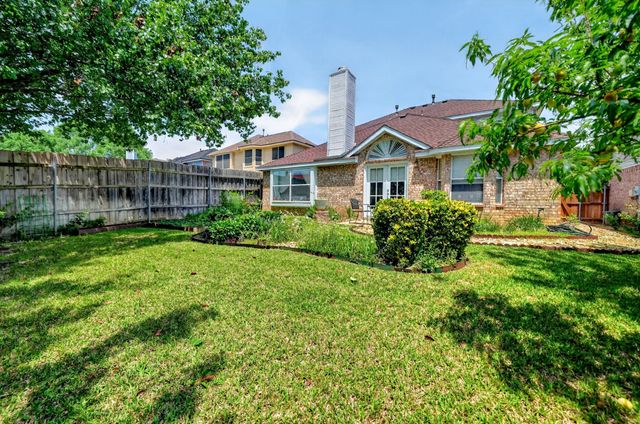 2105 Pritchard Drive, Grapevine, TX 76051