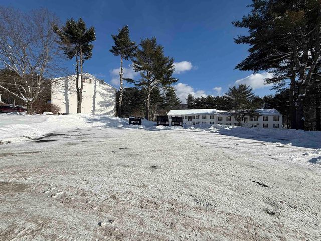 20 Wolf Rd Apt 57C, Lebanon, NH 03766