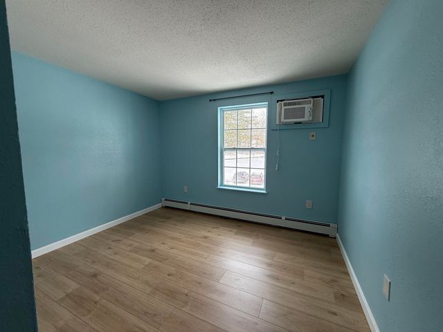 20 Wolf Rd Apt 57C, Lebanon, NH 03766