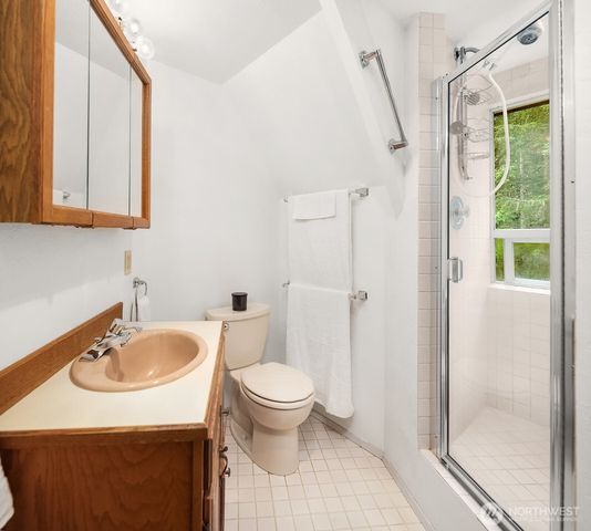 24735 SE Summit-Landsburg Road, Ravensdale, WA 98051