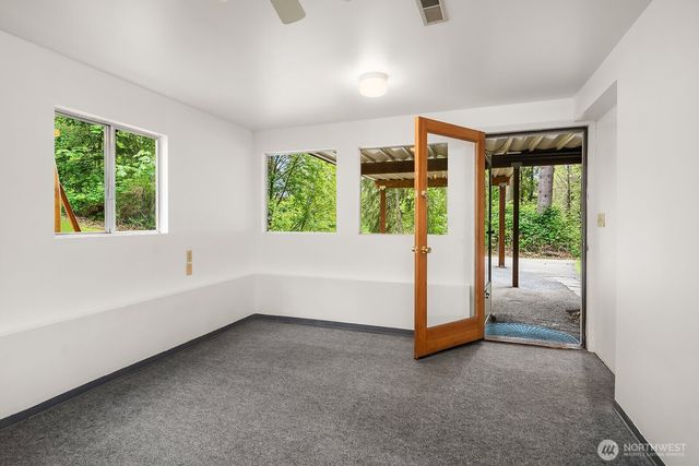 24735 SE Summit-Landsburg Road, Ravensdale, WA 98051