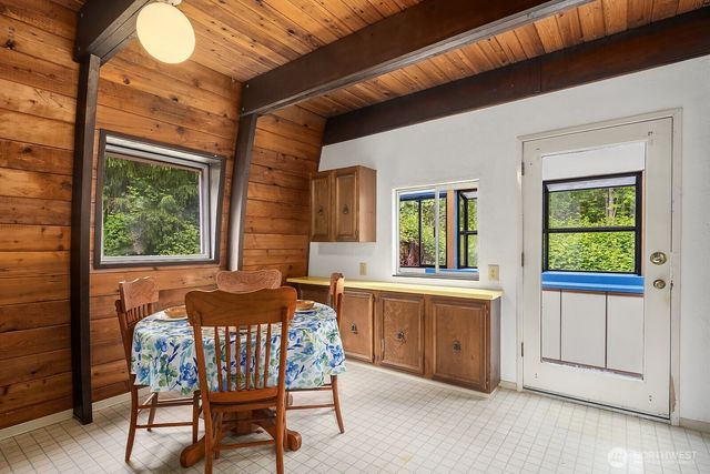 24735 SE Summit-Landsburg Road, Ravensdale, WA 98051