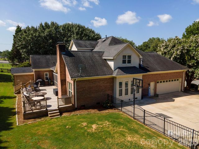 3466 Brighton Court NW, Concord, NC 28027