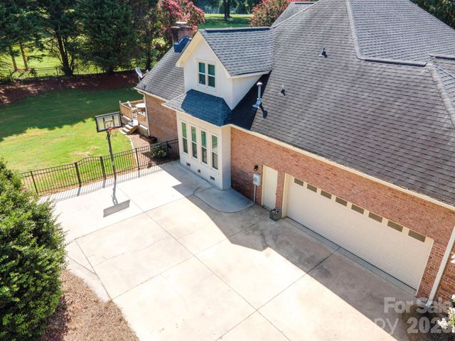 3466 Brighton Court NW, Concord, NC 28027