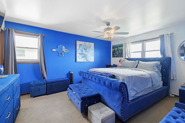 861 Boone Drive, Carol Stream, IL 60188