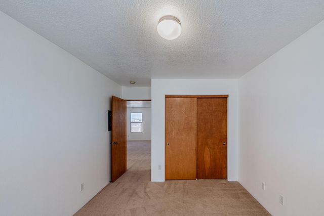 6639 Mountain Hawk Loop NE, Rio Rancho, NM 87144