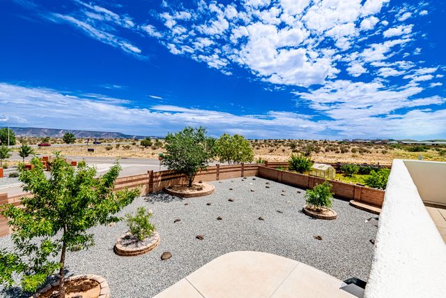 6639 Mountain Hawk Loop NE, Rio Rancho, NM 87144