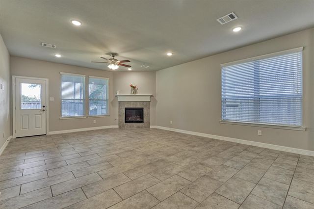 132 Cobble Medley Court, Conroe, TX 77318