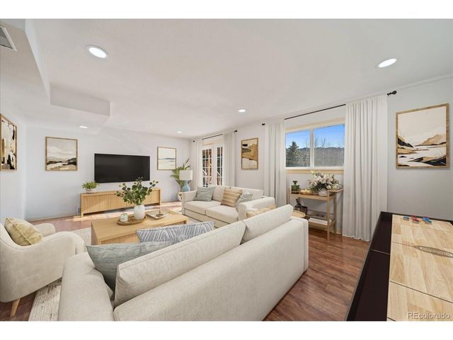 27906 Lupine Dr, Evergreen, CO 80439