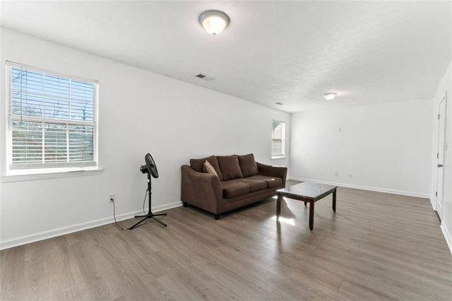 5370 Queen Ester Court, Ellenwood, GA 30294