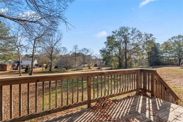 5370 Queen Ester Court, Ellenwood, GA 30294