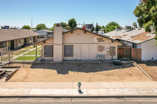 3449 N Marks Avenue, Fresno, CA 93722