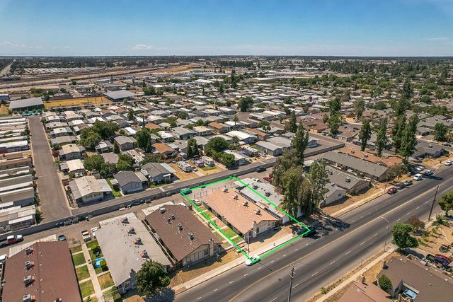 3449 N Marks Avenue, Fresno, CA 93722