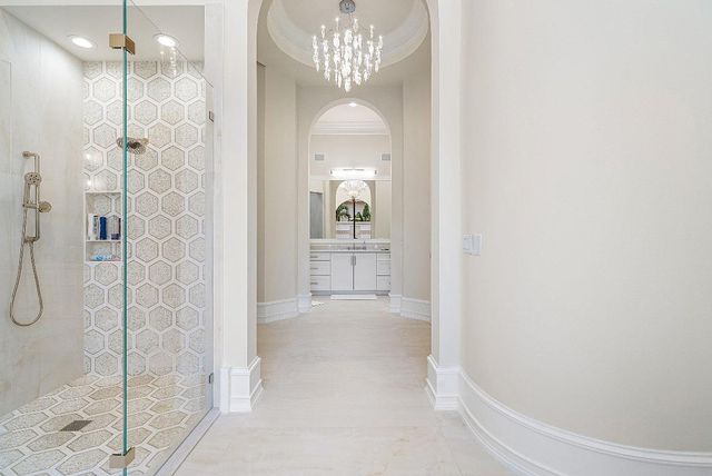 5603 Whirlaway Road, Palm Beach Gardens, FL 33418