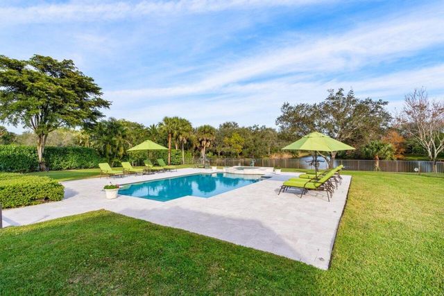 5603 Whirlaway Road, Palm Beach Gardens, FL 33418