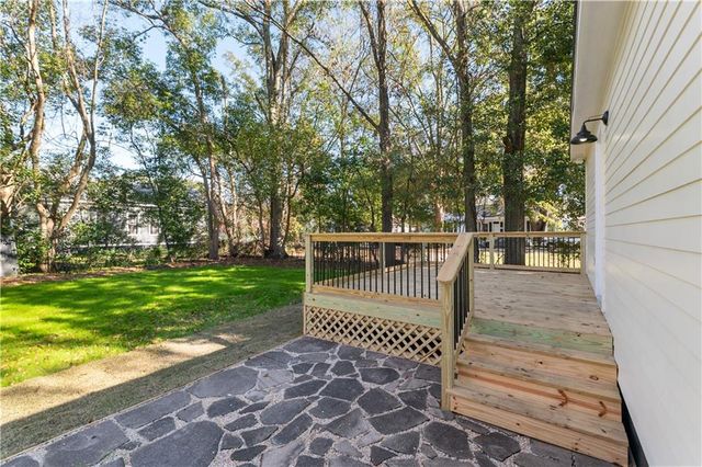 1052 Elmira Street, Mobile, AL 36604