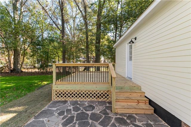 1052 Elmira Street, Mobile, AL 36604