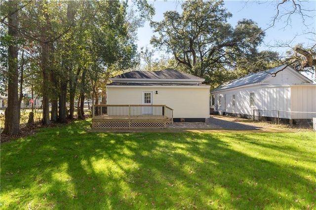 1052 Elmira Street, Mobile, AL 36604