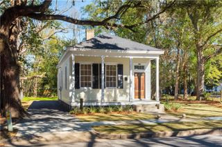 1052 Elmira Street, Mobile, AL 36604