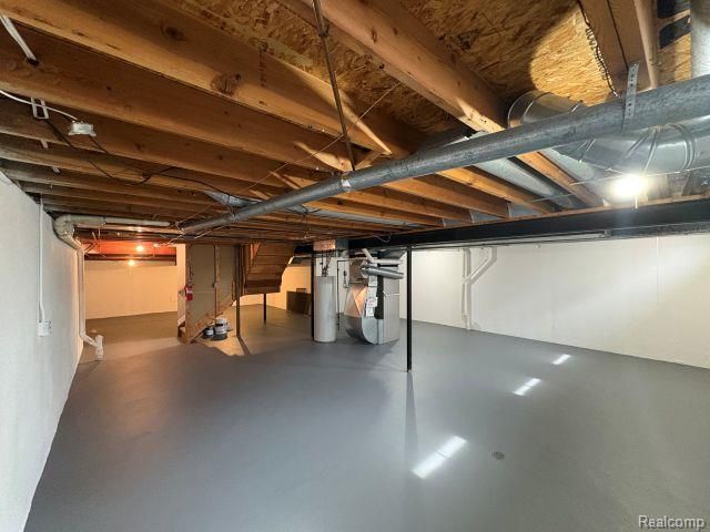 23944 Greening Drive, Novi, MI 48375