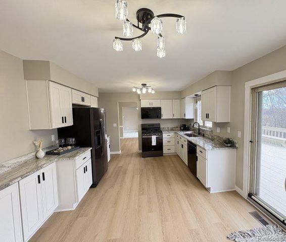 23944 Greening Drive, Novi, MI 48375