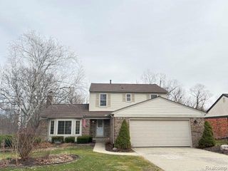 23944 Greening Drive, Novi, MI 48375