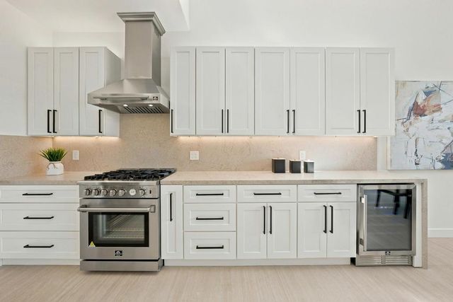 616 Desert West Drive, Rancho Mirage, CA 92270