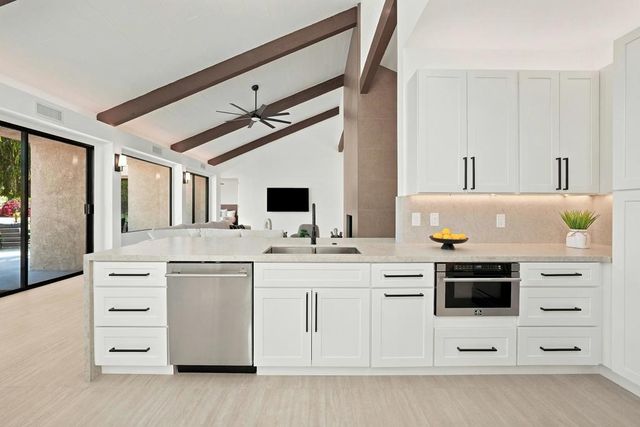 616 Desert West Drive, Rancho Mirage, CA 92270