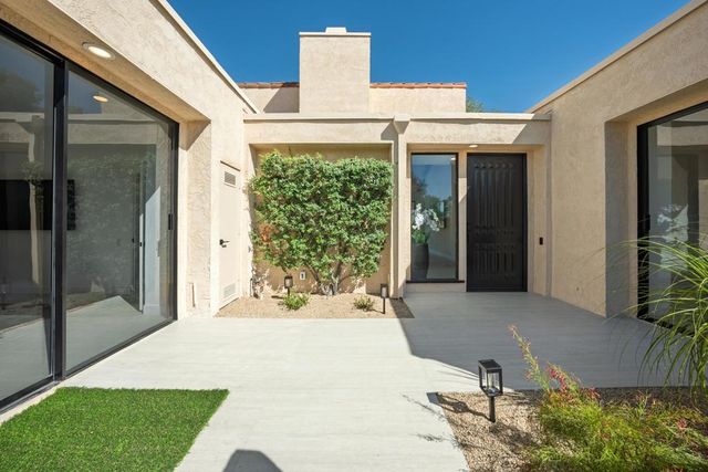 616 Desert West Drive, Rancho Mirage, CA 92270