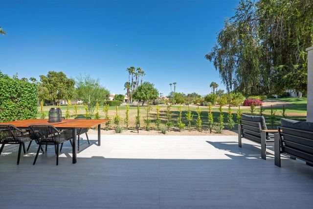 616 Desert West Drive, Rancho Mirage, CA 92270