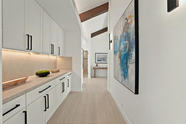 616 Desert West Drive, Rancho Mirage, CA 92270