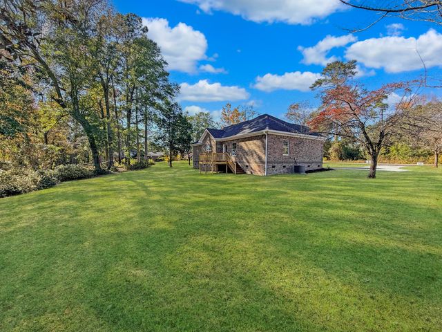 1501 Harris Drive, Orangeburg, SC 29118