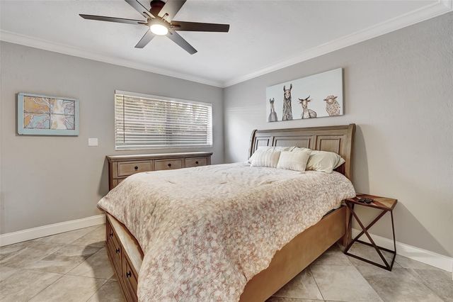 744 NE 14th Ave 4, Fort Lauderdale, FL 33304