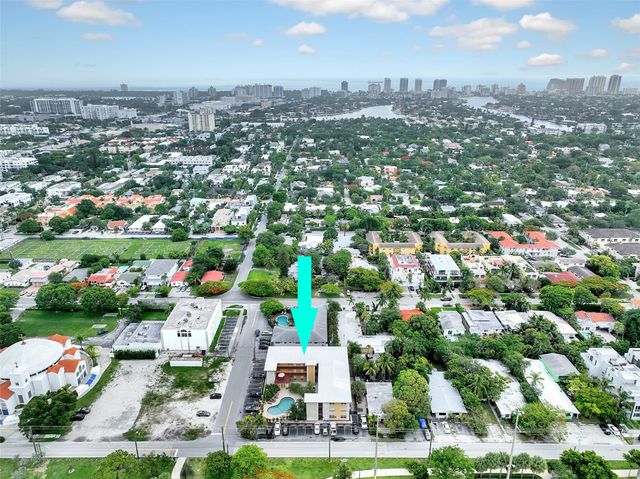 744 NE 14th Ave 4, Fort Lauderdale, FL 33304