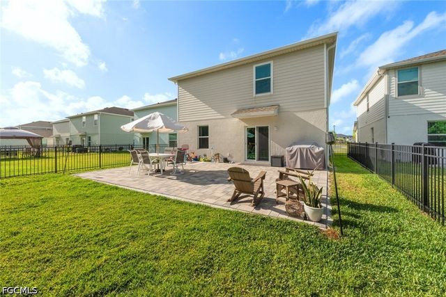7149 Ponderosa Pine DR, Fort Myers, FL 33966