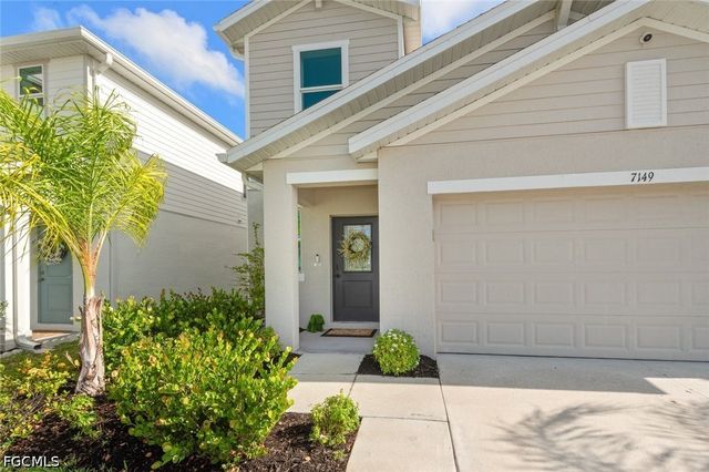 7149 Ponderosa Pine DR, Fort Myers, FL 33966