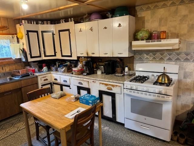 799 Tallman Road, Elmore, VT 05657