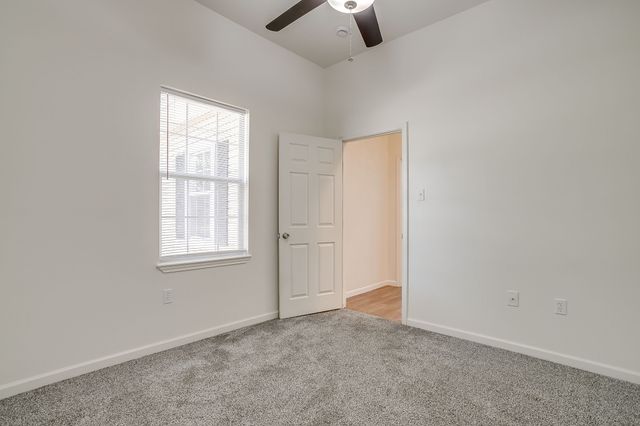 703 SW 5th Avenue, Mineral Wells, TX 76067
