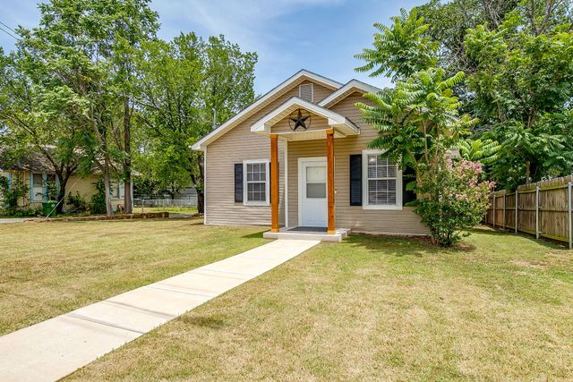 703 SW 5th Avenue, Mineral Wells, TX 76067